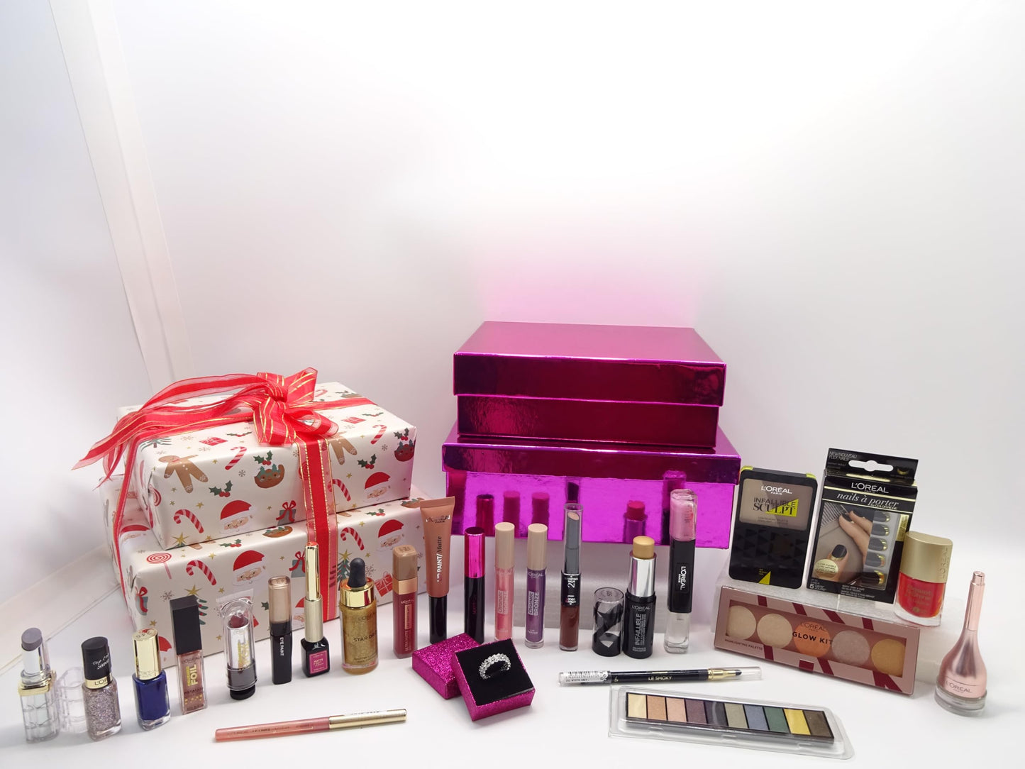 L'Oreall Beauty Blockbuster Make Up Gift Set For Her,24pc Make Up Products Free 10pc Kabuki Brush Set & Crystal Ring Included Gift Wrapped